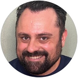 Chris Mitre, founder of Threadclip